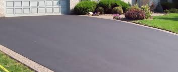 Best Asphalt Driveway Installation  in Pinckneyvle, IL